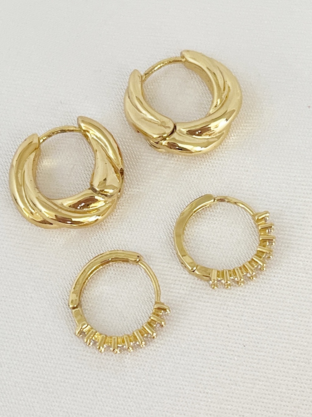 LOVISA 2 Pairs of Cubic Zirconia & Clean Wave Hoop Earrings Huggie Style Bundle
